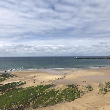 Appartement T2 Refait A Neuf Avec Balcon Face Mer Et Ascenseur, Au Coeur Des Sables-D'Olonne - Fr-1-485-70 Les Sables-dʼOlonne Zewnętrze zdjęcie